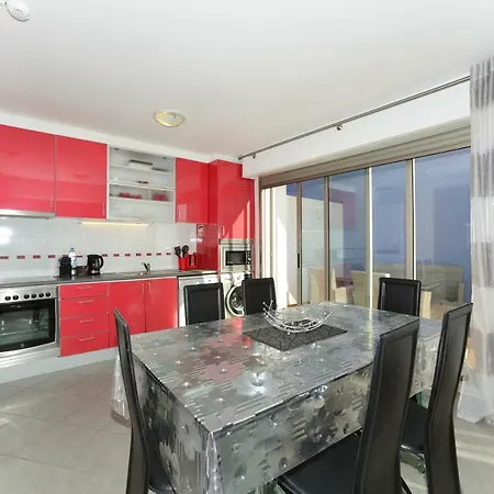 Apartment Beautiful Coral And Ocean Blue In Oceano Atlantico
